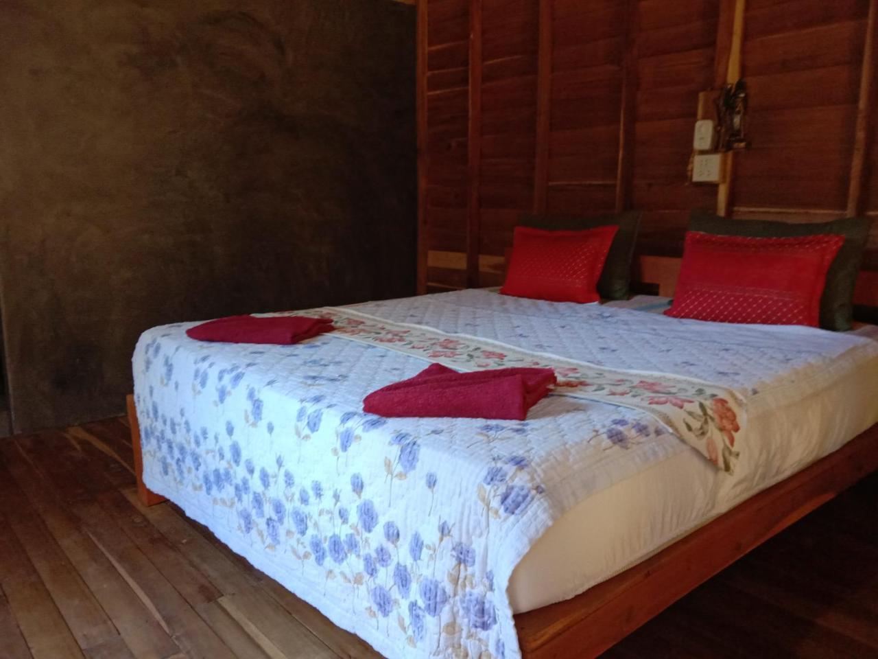 Mada Lanta Mai Keaw Hotel Koh Lanta Luaran gambar